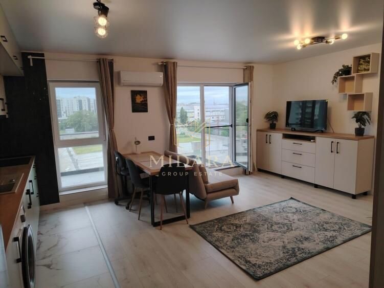 Piata Sudului Garsoniera Sun Royal View  Terasa 20 mp